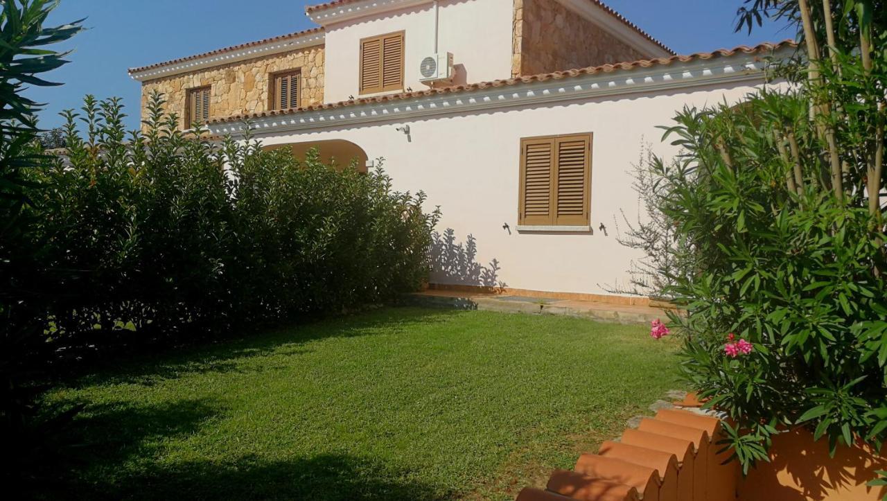 Appartamento Residenziale Trilocale 6 Posti Letto Via Sardegna San Teodoro San Teodoro  Exterior photo